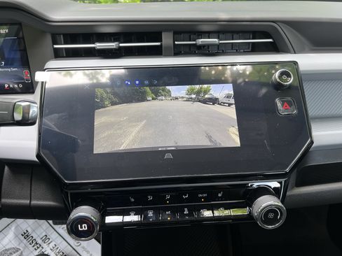 New 2027 Chevrolet Bolt LT w/ Comfort Package FWD image 26