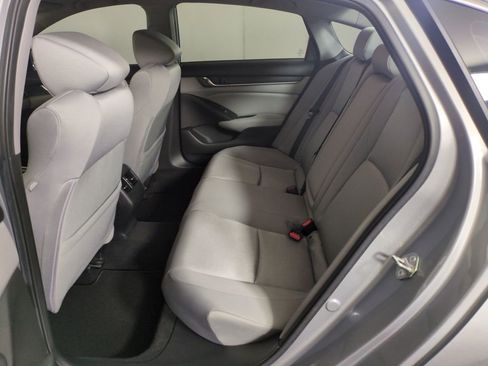 Used 2019 Honda Accord EX image 27