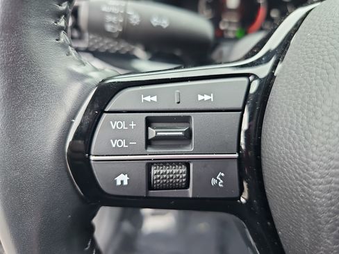 Used 2024 Honda CR-V EX-L image 16