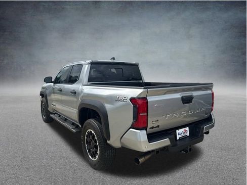 Used 2026 Toyota Tacoma TRD Off-Road w/ TRD Off Road Upgrade Package AWD/4WD image 8