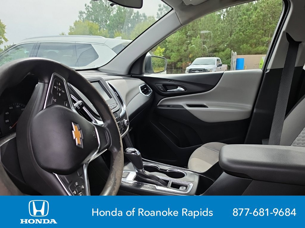Used 2018 Chevrolet Equinox LS AWD/4WD image 7
