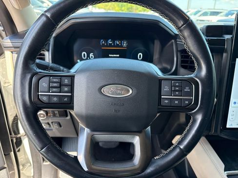 Used 2023 Ford Expedition Platinum RWD image 24