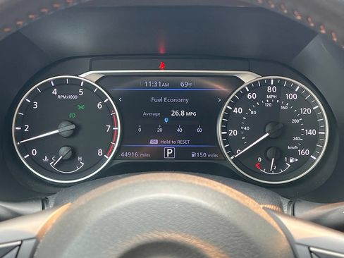 Certified 2021 Nissan Sentra SR FWD image 25