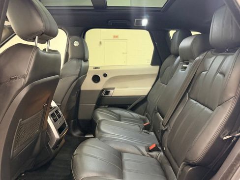 Used 2017 Land Rover Range Rover Sport HSE AWD/4WD image 24