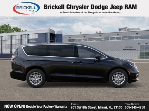 New 2026 Chrysler Pacifica Select image 21