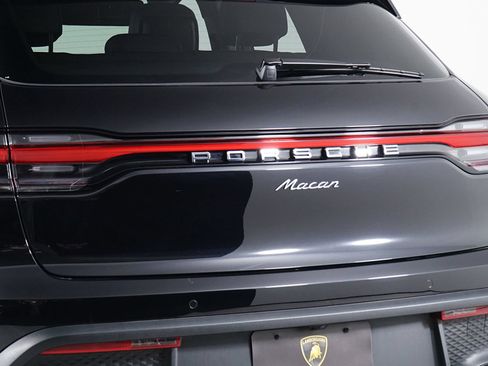 Used 2026 Porsche Macan AWD/4WD image 20