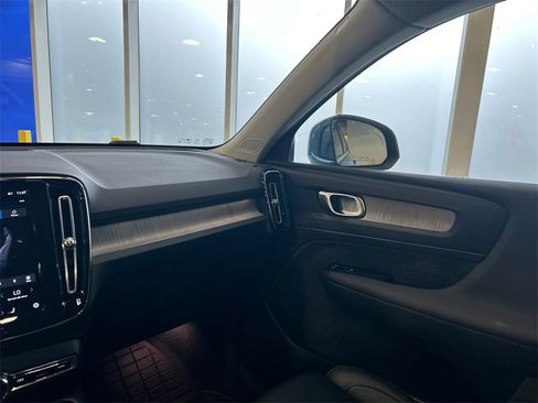 Certified 2023 Volvo XC40 B5 Plus w/ Driver Assist Package image 24