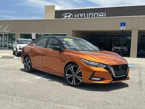 Used 2022 Nissan Sentra SR FWD image 1