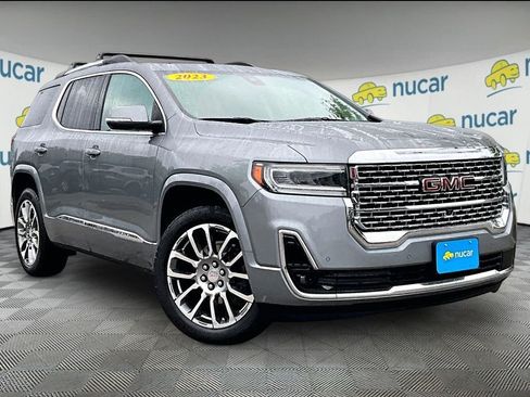 Used 2023 GMC Acadia Denali w/ Denali Ultimate Package AWD/4WD image 1