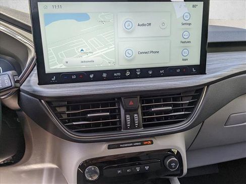 New 2025 Ford Escape SE w/ PHEV Premium Package FWD image 12