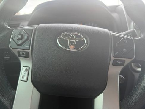 Used 2019 Toyota 4Runner SR5 Premium AWD/4WD image 18