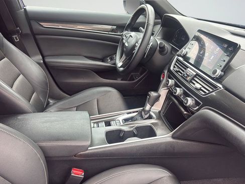 Used 2022 Honda Accord Sport image 19