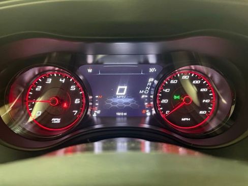 Used 2023 Dodge Charger R/T w/ Harman/Kardon Audio Group image 14