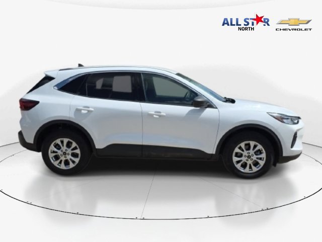 Used 2023 Ford Escape Active AWD/4WD image 2