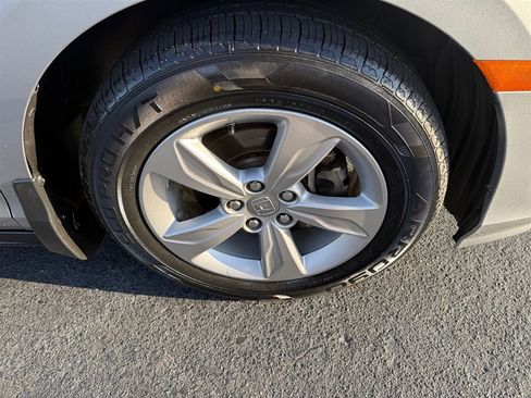 Used 2019 Honda Odyssey EX-L image 8