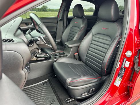 Used 2022 Kia Forte GT w/ GT2 Package FWD image 11