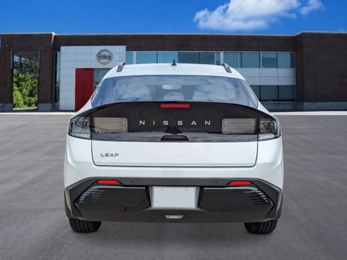 New 2026 Nissan Leaf Platinum+ w/ Cargo Package (Platinum+) image 4