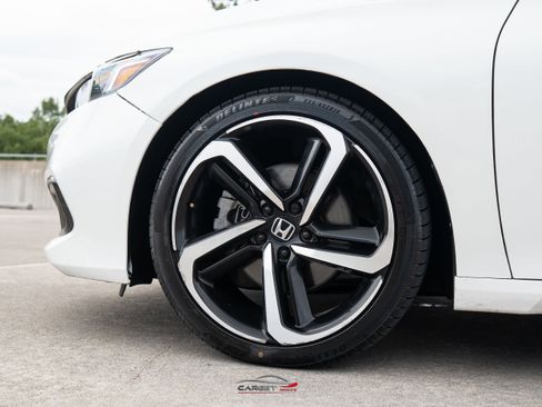 Used 2022 Honda Accord Sport image 10