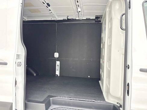 New 2026 Ford Transit 250 148 Medium Roof w/ Load Area Protection Package RWD image 11