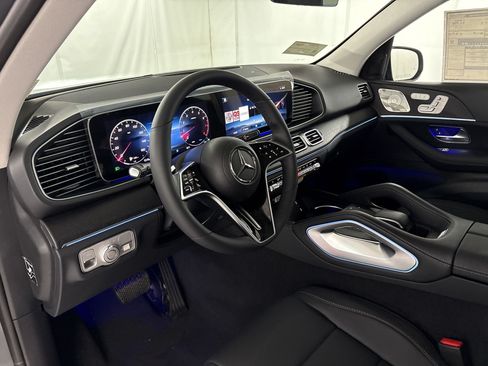 Used 2026 Mercedes-Benz GLE 350 4MATIC image 4