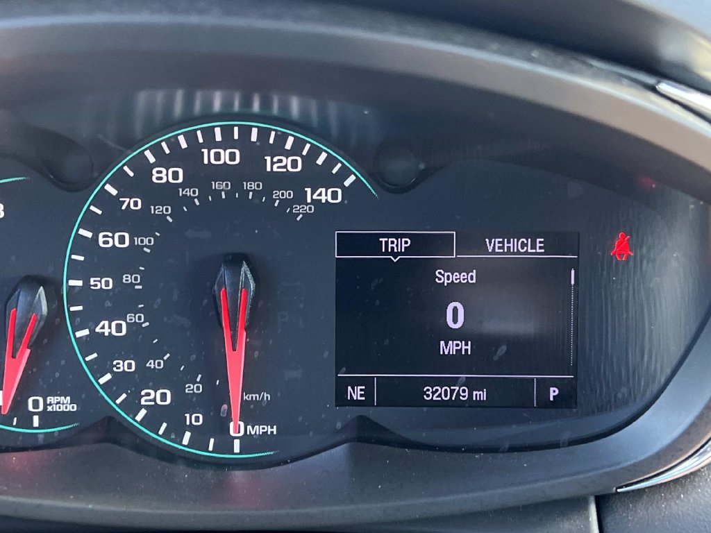 Used 2020 Chevrolet Trax LT w/ Sun & Sound Package FWD image 19