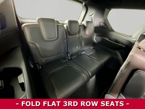 Certified 2025 Nissan Armada SL AWD/4WD image 26