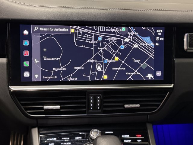 Certified 2023 Porsche Cayenne GTS AWD/4WD image 20