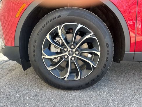 New 2026 Lincoln Nautilus Premier image 37