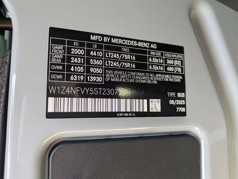 New 2025 Mercedes-Benz Sprinter 2500 image 14