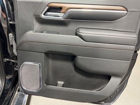 Used 2023 Chevrolet Silverado 1500 High Country w/ Max Trailering Package image 18