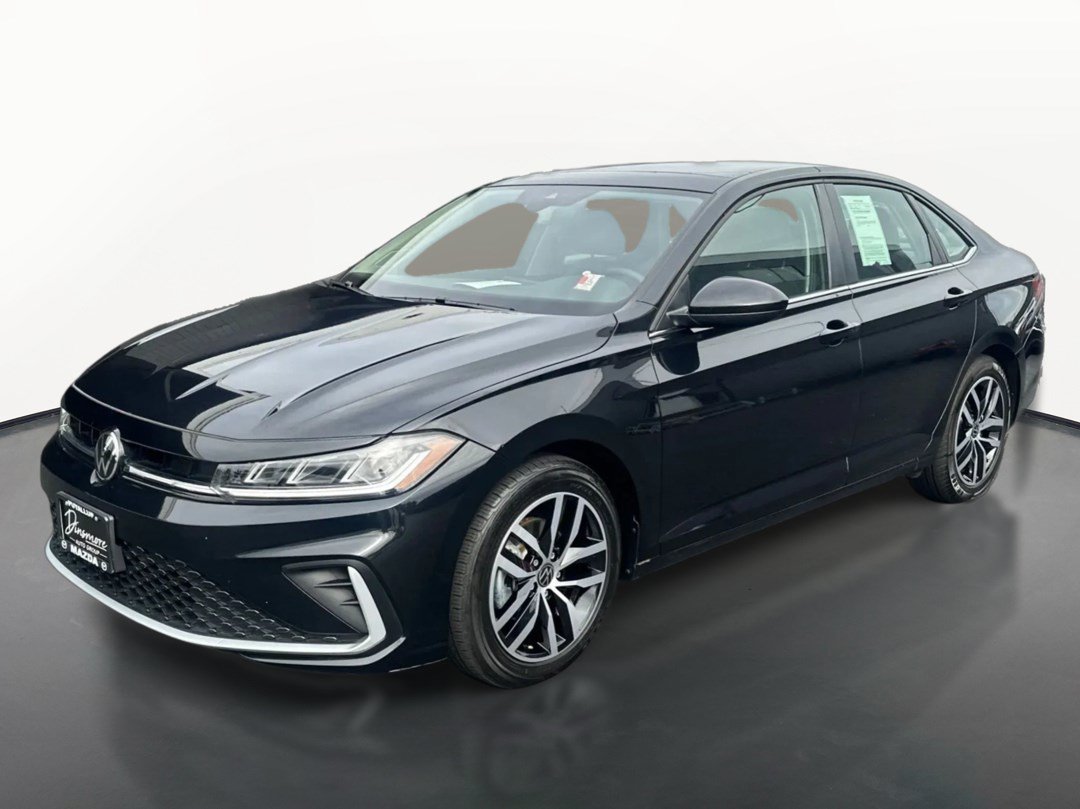 Used 2025 Volkswagen Jetta SE FWD image 7