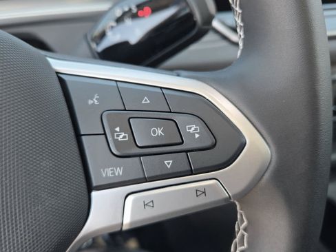 New 2026 Volkswagen Tiguan SE AWD/4WD image 19