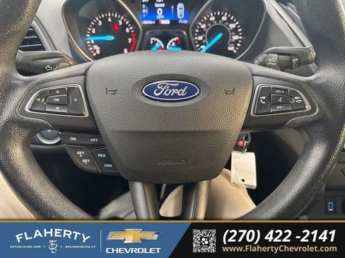 Used 2017 Ford Escape SE image 22