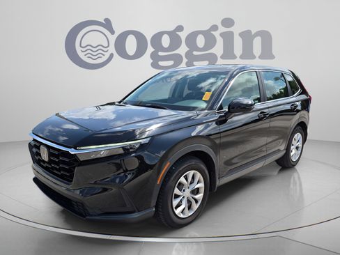 Used 2023 Honda CR-V LX image 1