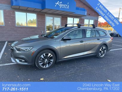 Used 2018 Buick Regal Essence w/ Driver Confidence Package #1
