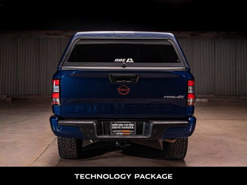 Used 2022 Nissan Frontier PRO-4X w/ Pro-4X Premium Package AWD/4WD image 7