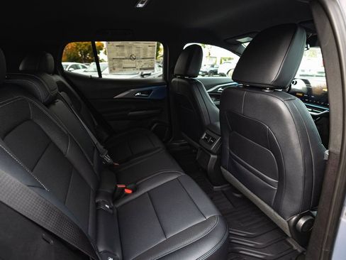 New 2026 Chevrolet Equinox EV LT image 21