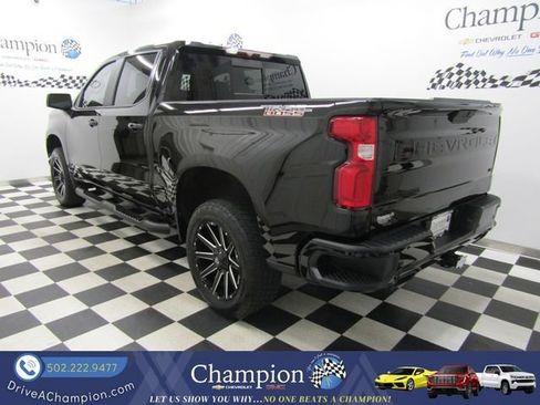 Used 2020 Chevrolet Silverado 1500 LT Trail Boss w/ Midnight Edition AWD/4WD image 14