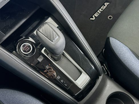 Used 2025 Nissan Versa SV FWD image 24