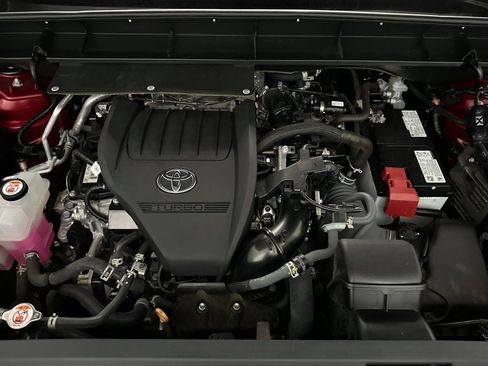 Used 2024 Toyota Highlander XSE AWD/4WD image 34