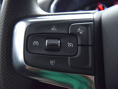 Used 2024 Chevrolet Blazer LT w/ Convenience Package FWD image 32
