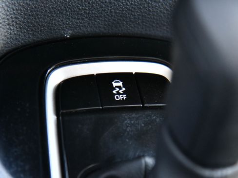 Used 2025 Toyota Corolla LE FWD image 25