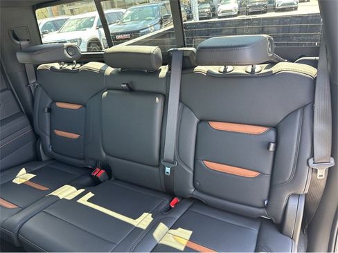 New 2025 GMC Sierra 2500 AT4 w/ AT4 Premium Plus Package image 17