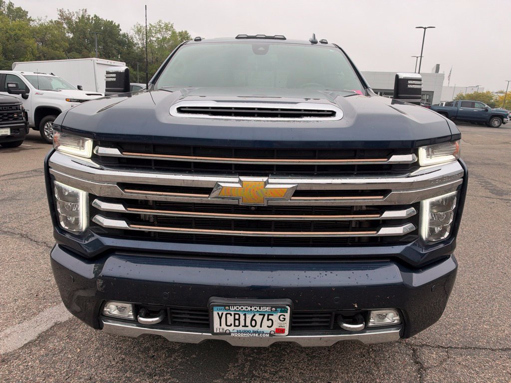 Used 2022 Chevrolet Silverado 3500 High Country w/ Safety Package II AWD/4WD image 11