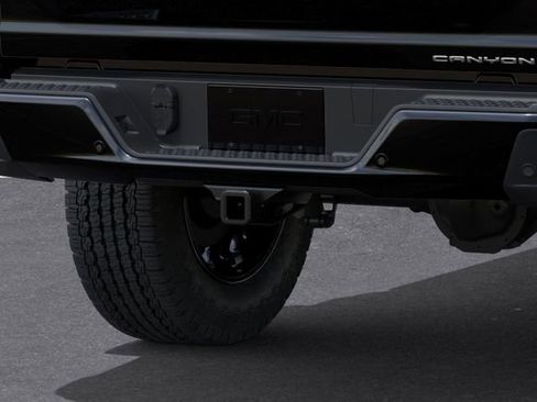 New 2026 GMC Canyon Denali AWD/4WD image 17