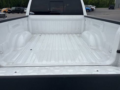 Used 2023 RAM 1500 Laramie AWD/4WD image 12