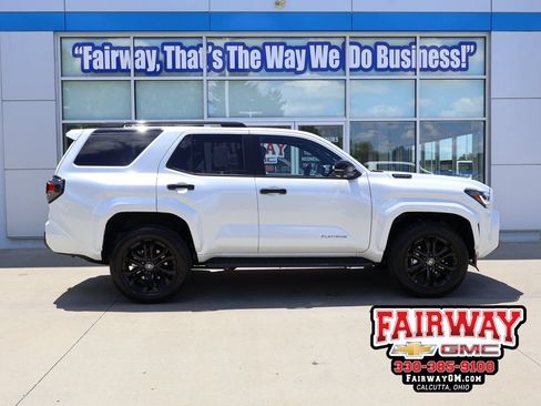 Used 2026 Toyota 4Runner Platinum AWD/4WD image 1