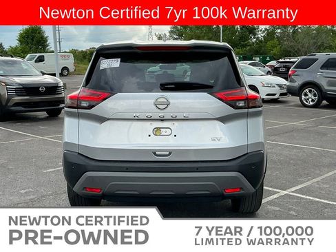 Used 2023 Nissan Rogue SV FWD image 7