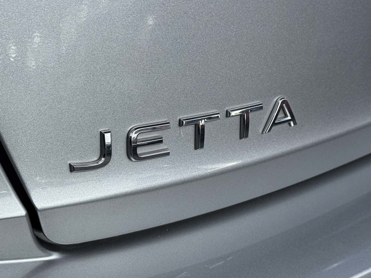 Used 2024 Volkswagen Jetta S FWD image 14