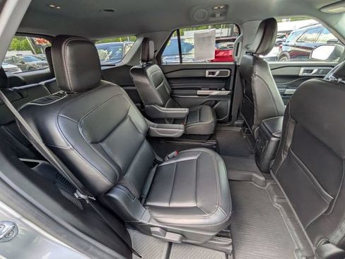 Certified 2023 Ford Explorer XLT w/ Equipment Group 202A AWD/4WD image 20